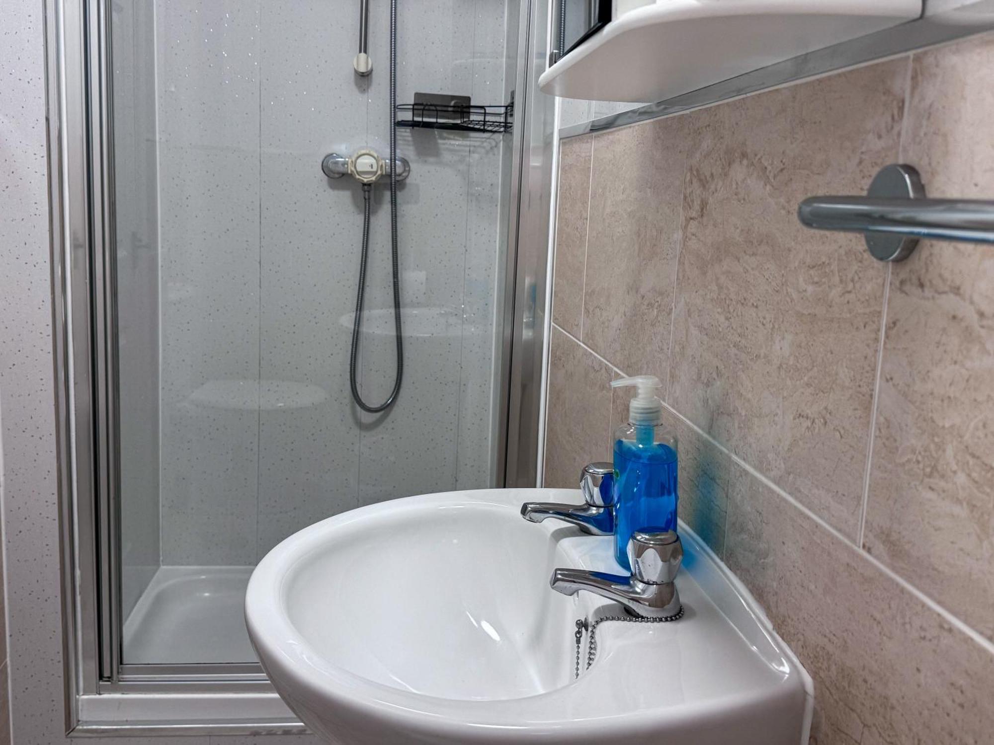 The Ascot Guest house 3*