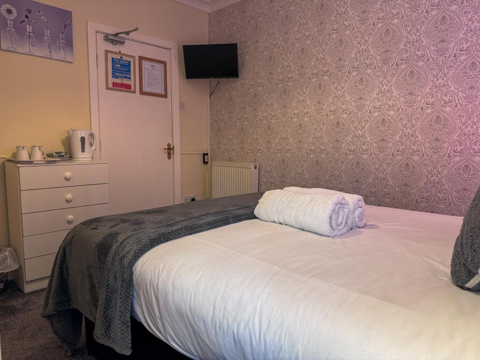 The Ascot Guest house 3*