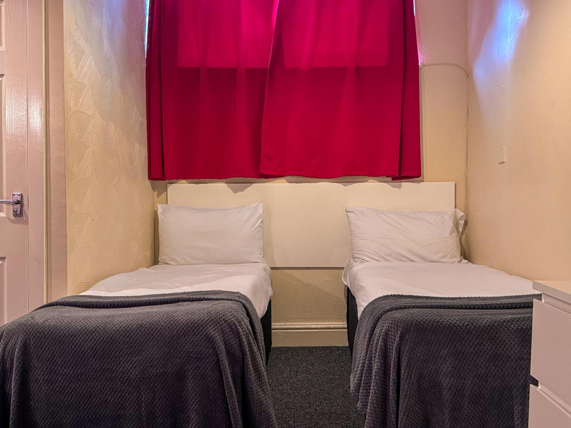 Guest house The Ascot 3*