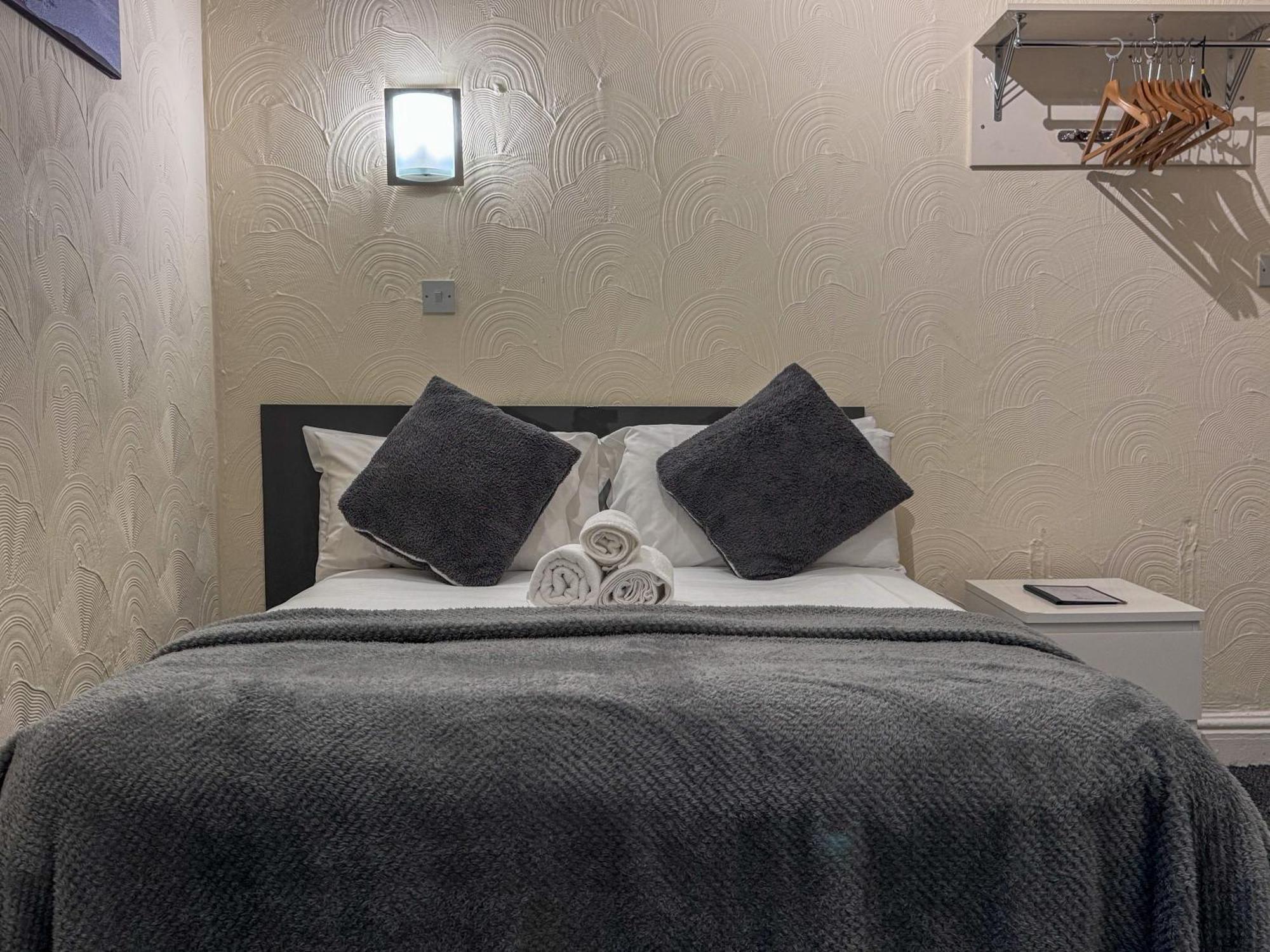 The Ascot Guest house 3*