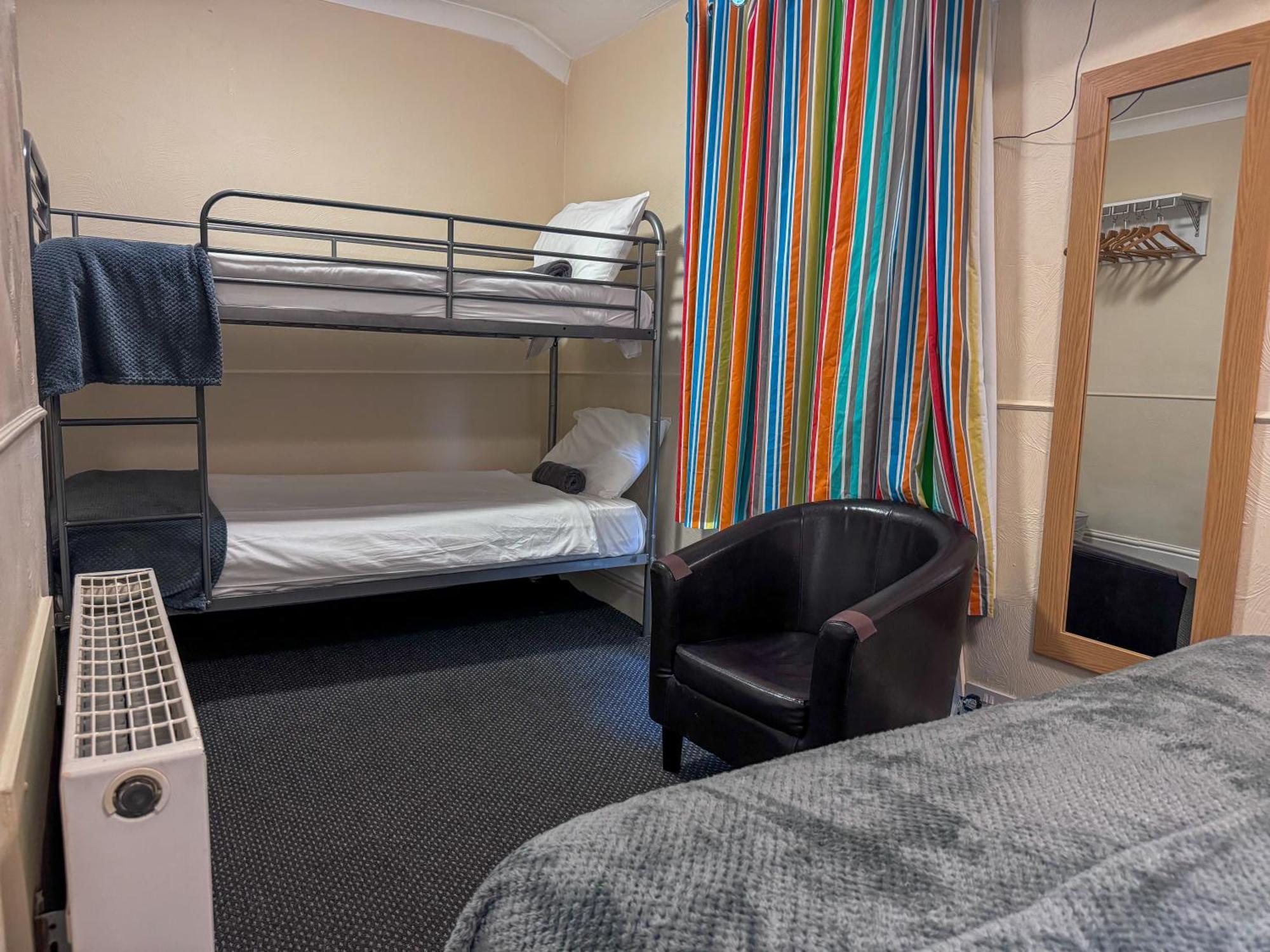 The Ascot Guest house 3*